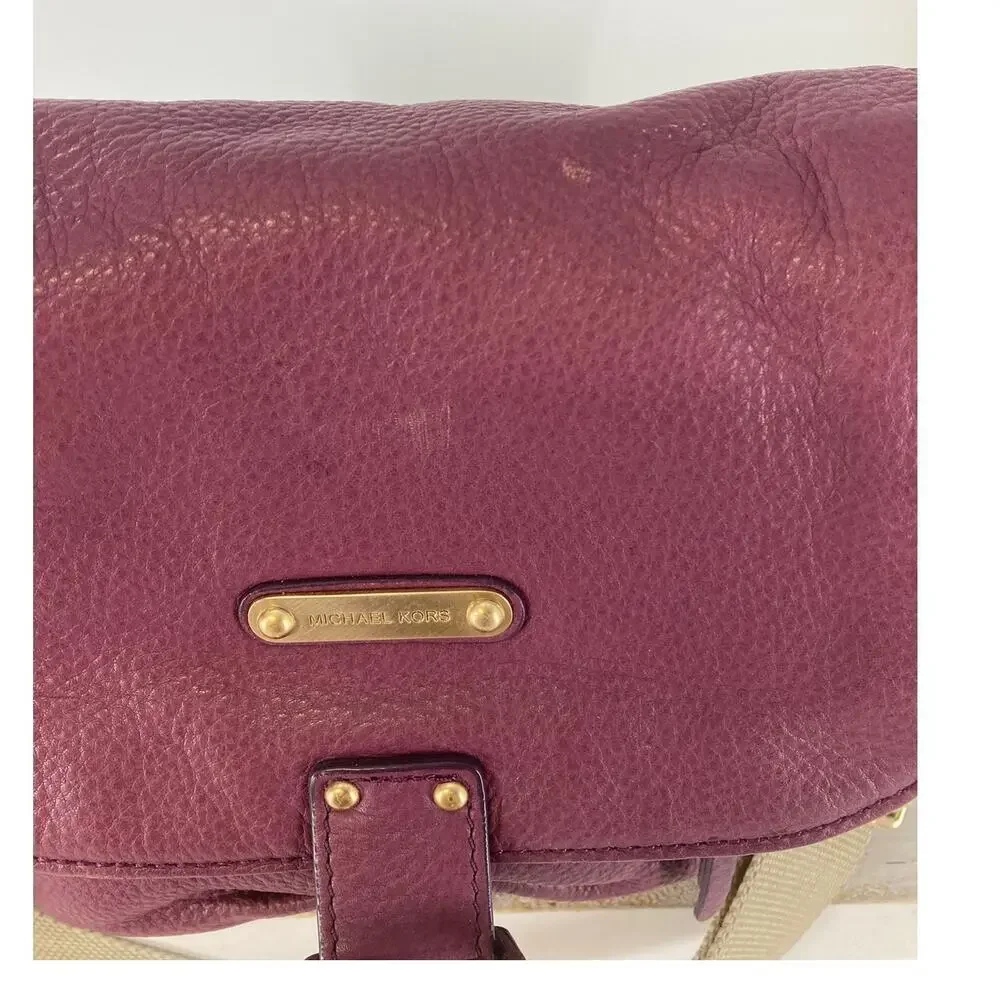 MICHAEL KORS, SMALL PURPLE LEATHER CROSSBODY BAG (ASIS)